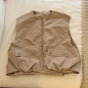 Women's Tan Sleeveless Safari Vest, NBW